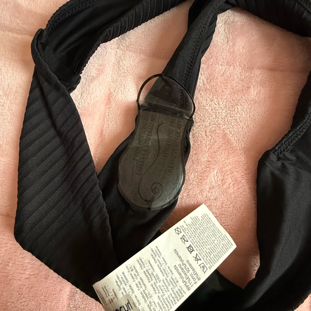 Black Ribbed Bikini Set - Picture 8 of 9